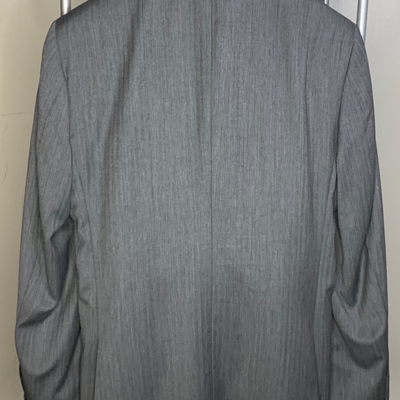Jos. A. Banks signature wool suit - Picture 2 of 5